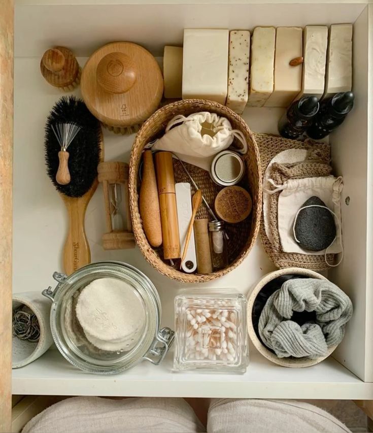 Red Fox & Co. I Personal Care Essentials