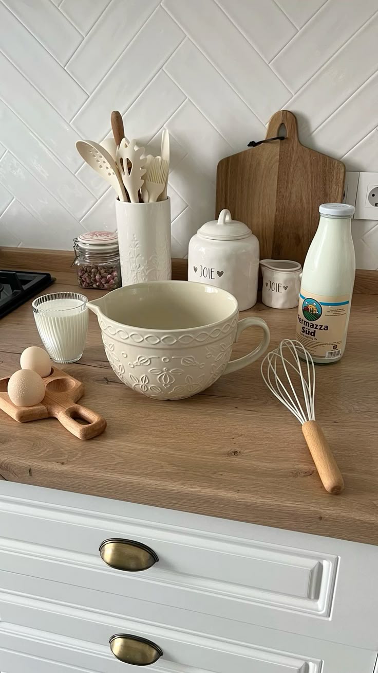 Red Fox & Co. I Baking Essentials