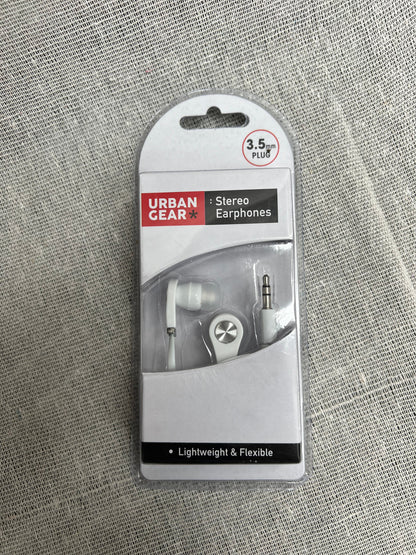 URBAN GEAR Stereo Earphones 3.5mm Plug - Black or White